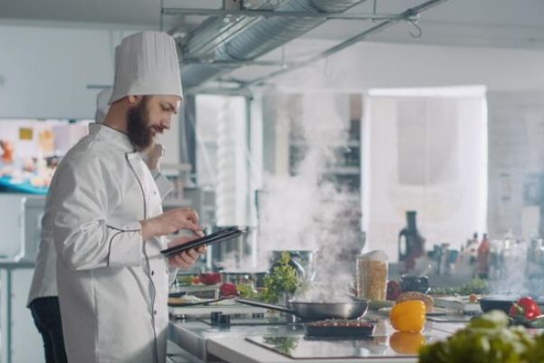 How to Start a Cloud Kitchen